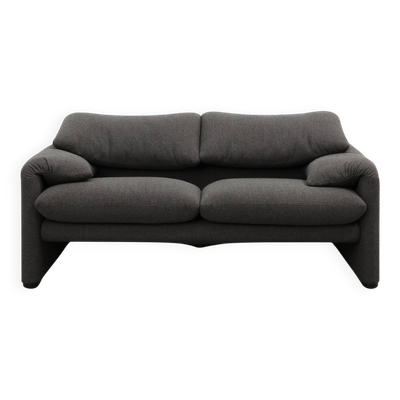Canapé deux places Cassina par Vico Magistretti, Italie, 1990