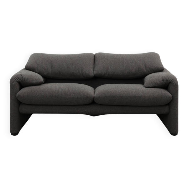 Canapé deux places Cassina par Vico Magistretti, Italie, 1990