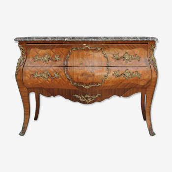 Commode de style Louis XV marbre brèche bronze doré XIXème