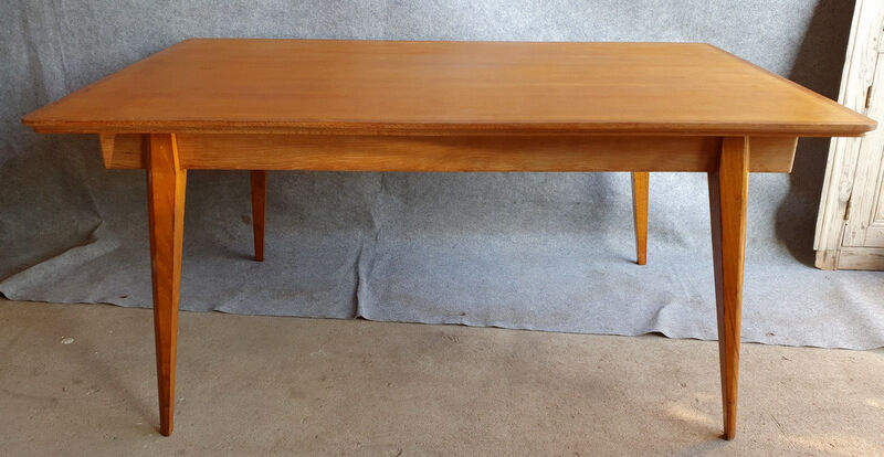 Vintage table compas feet