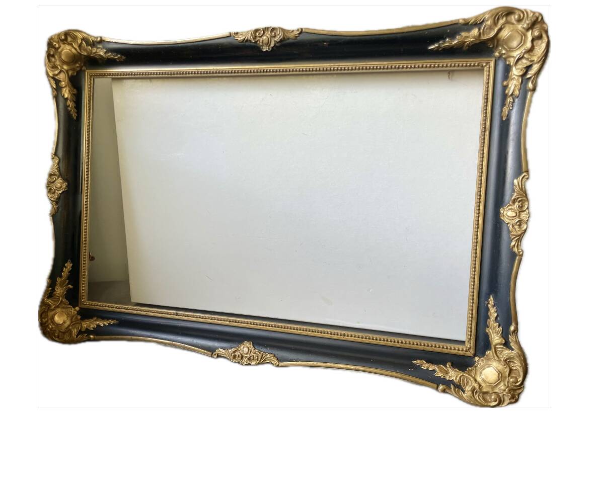 Antique frame Black & gilded borders on wood 51 x 35.5 cm