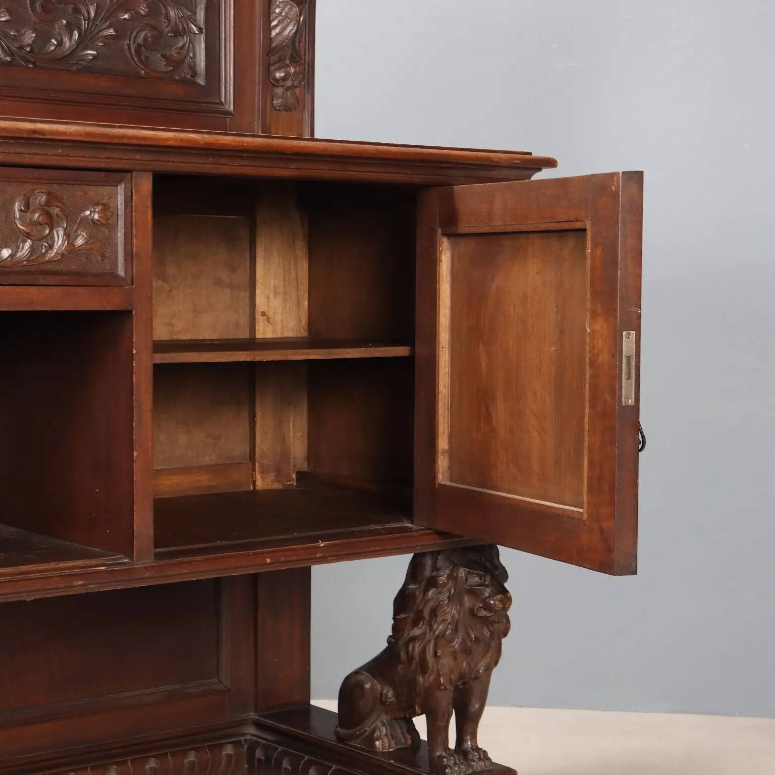 Antique neo-Renaissance walnut buffet, Italy, early 20th century.