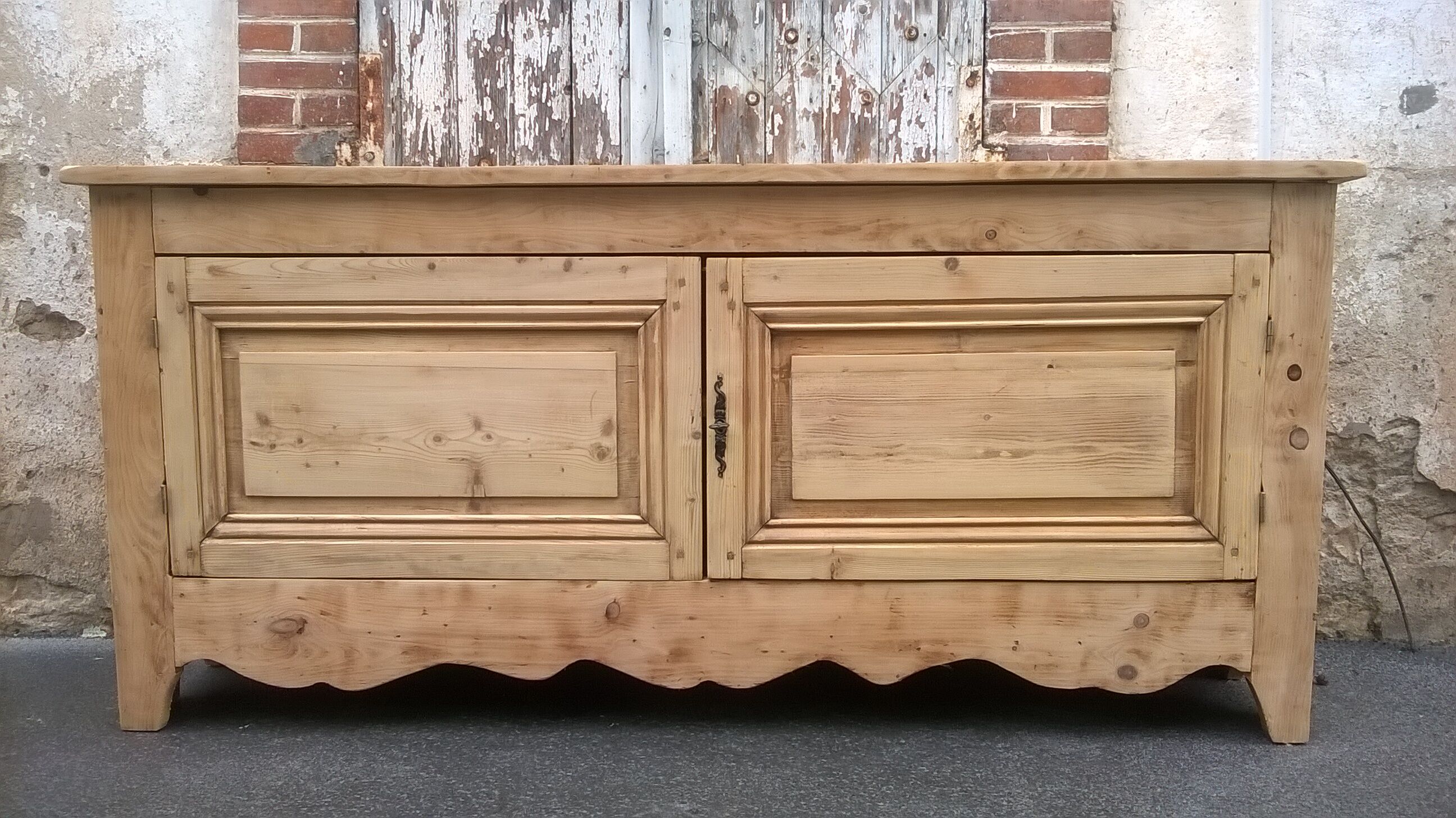 Fir country sideboard
