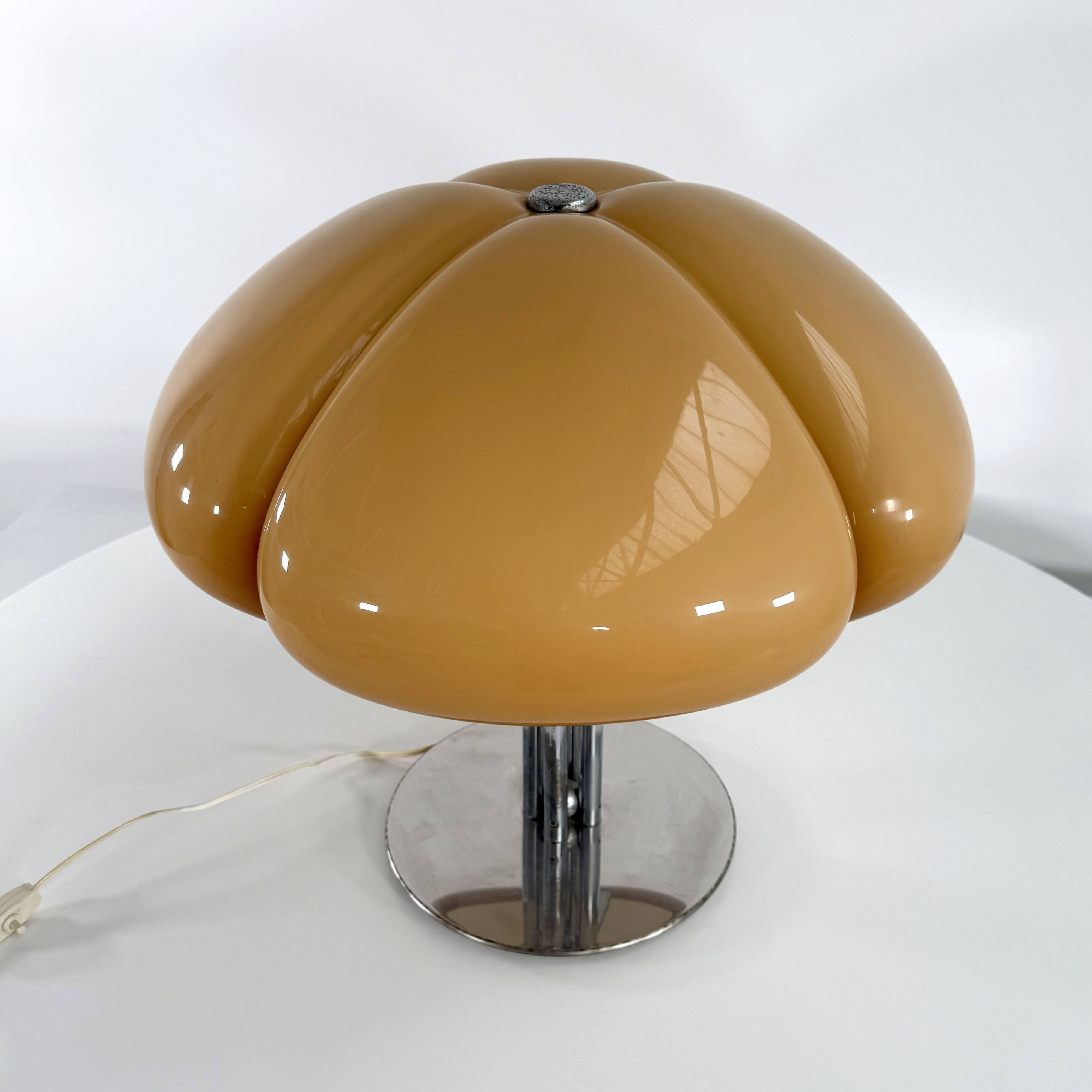 Quadrifoglio Table Lamp by Ufficio Progetti for Harvey Guzzini, 1970