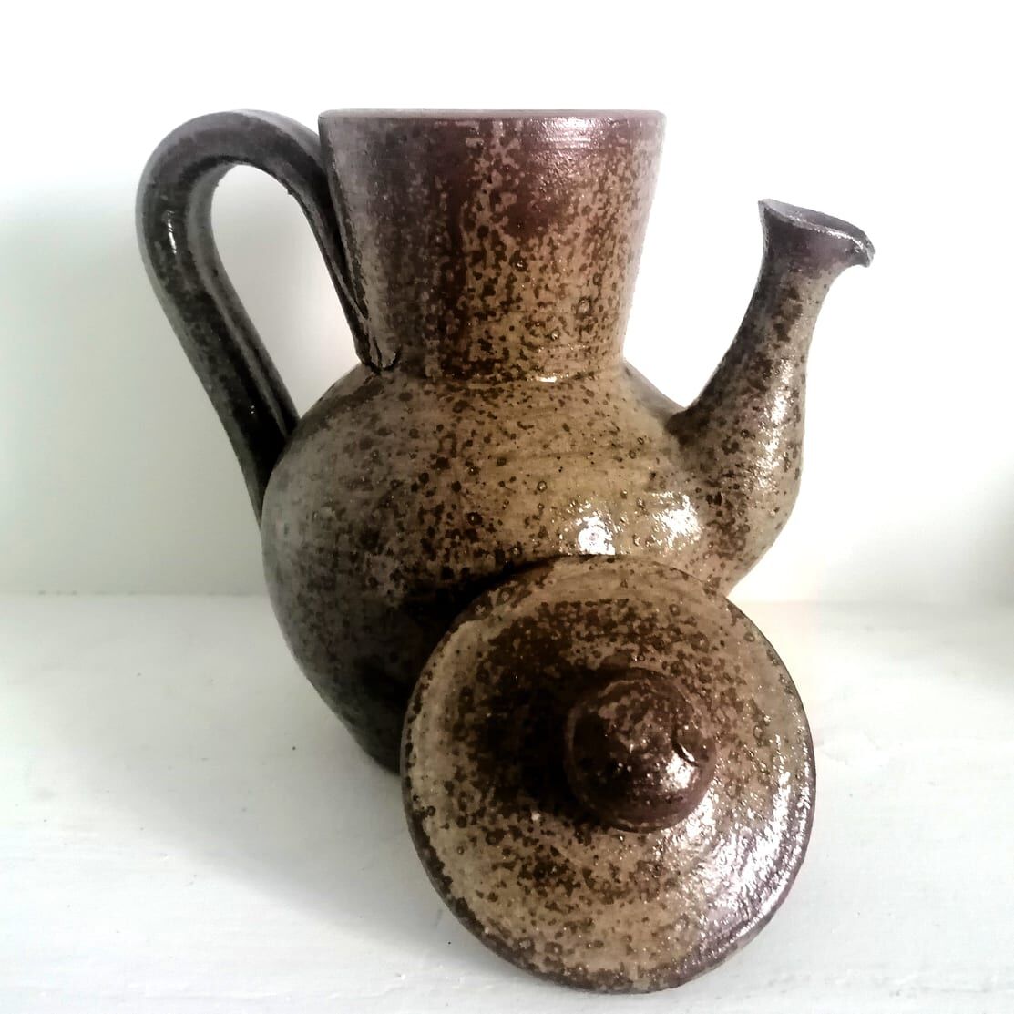 Stoneware service La borne by Guy baudat