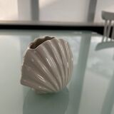 Shell vase