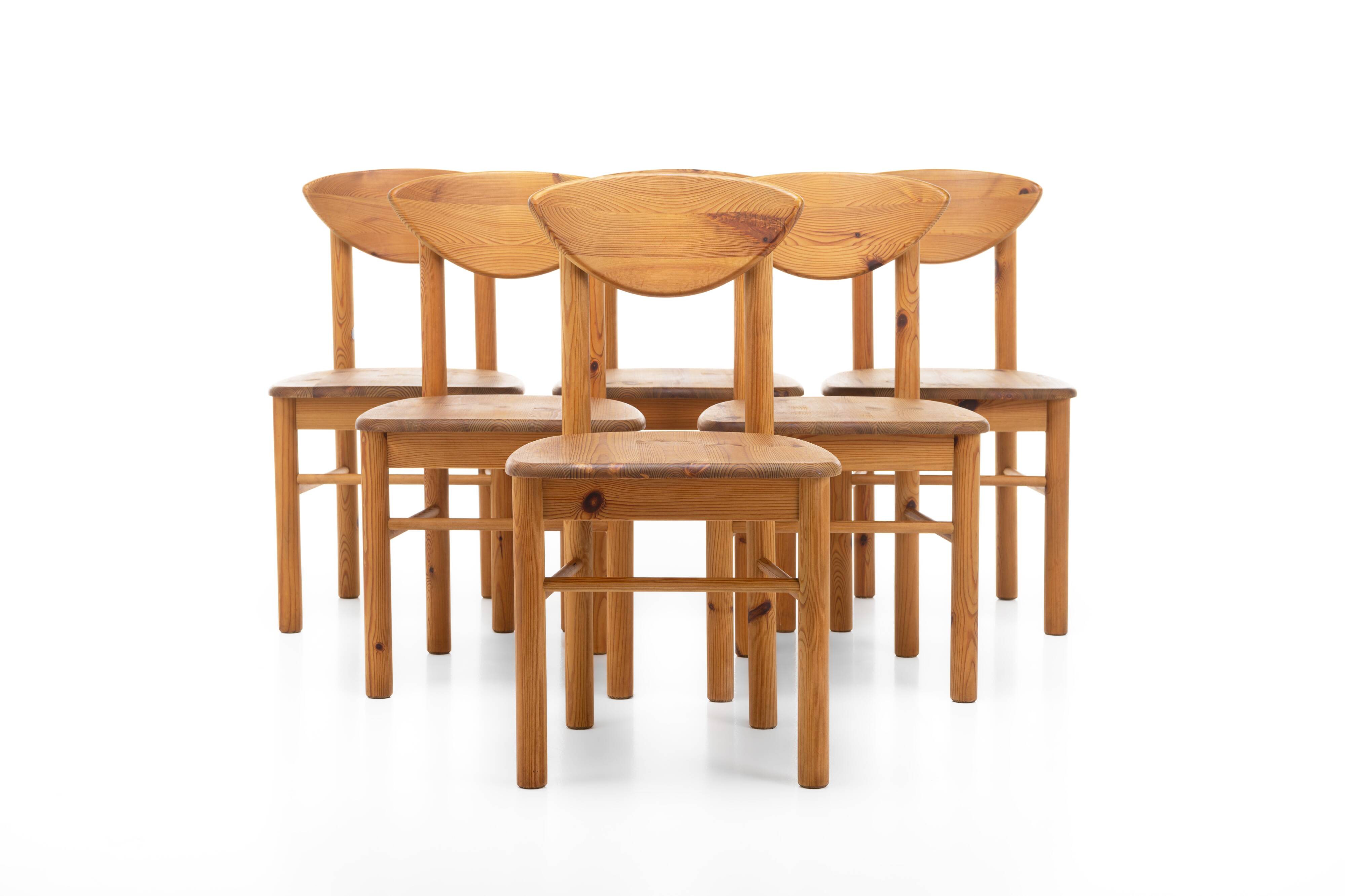 Suite de 6 chaises à repas vintage en pin