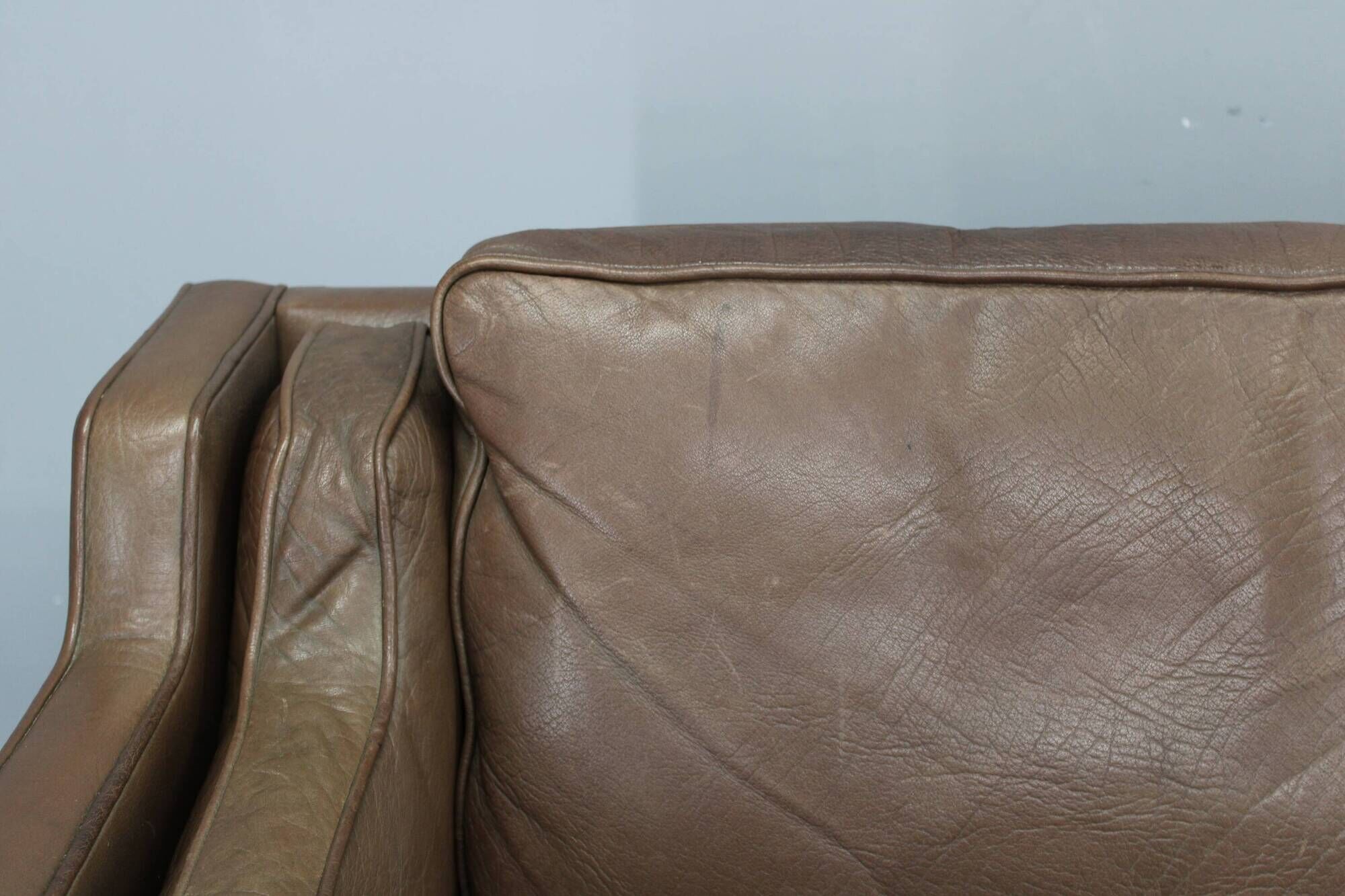 Danish mid-century three-seat brown leather sofa, 1970s