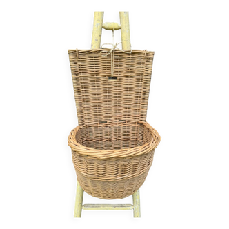 Champagne hood, hanging wicker basket