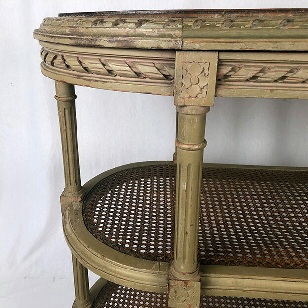 Desserte de style Louis XVI en bois laqué gris/vert, vers 1900