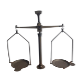Pharmacy scale or trebuchet