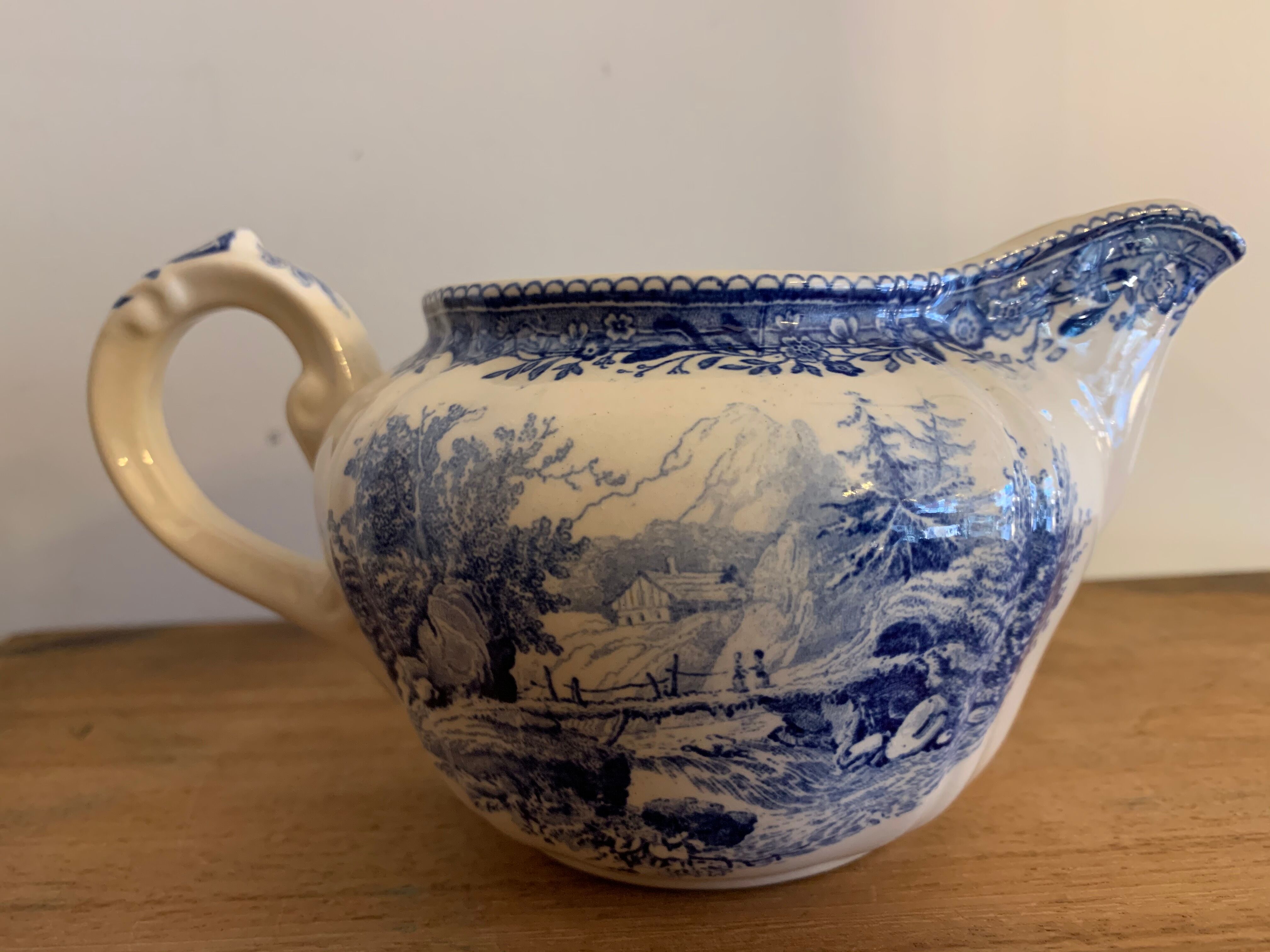 Villeroy and Boch Burgenland 1950 blue and white milk pot