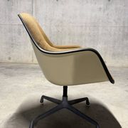 Fauteuil «Loose Cushion » Charles & Ray Eames pour Herman Miller 1970