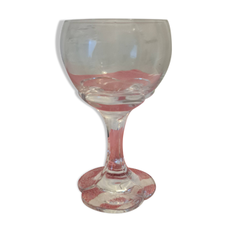 1 wine glass from Daum crystal