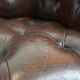 Dark-flamed english chesterfield 2.5-seater sofa/button seat