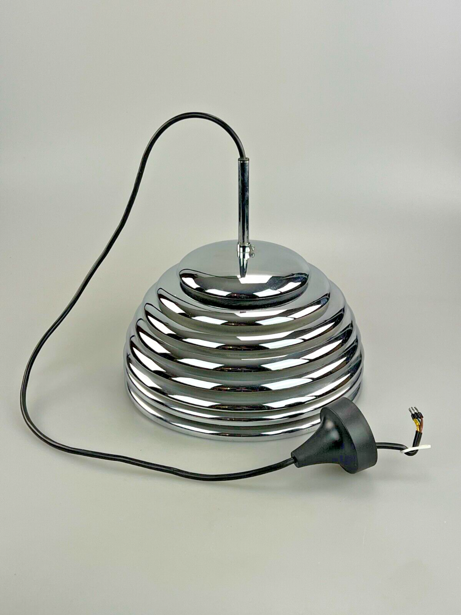 1960s suspension Kazuo Motozawa Saturno chrome design