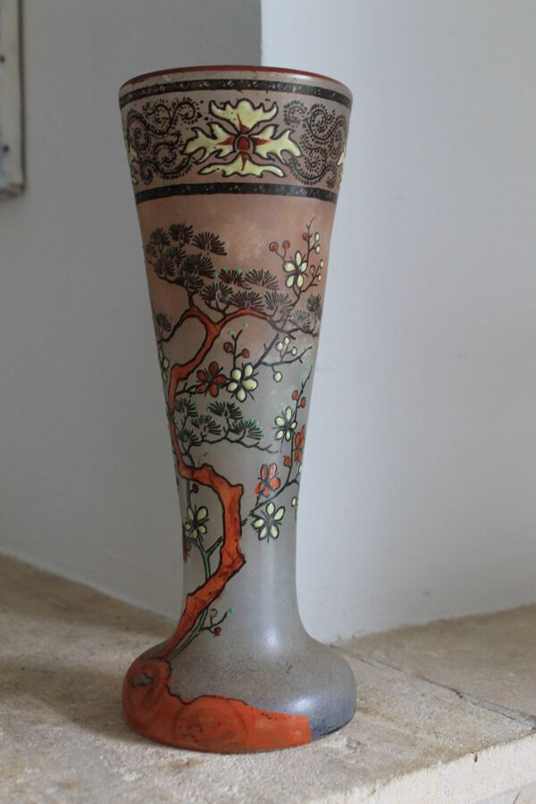 Legras vase cornet modèle ''Printemps'' en verre (1900 - 1910)