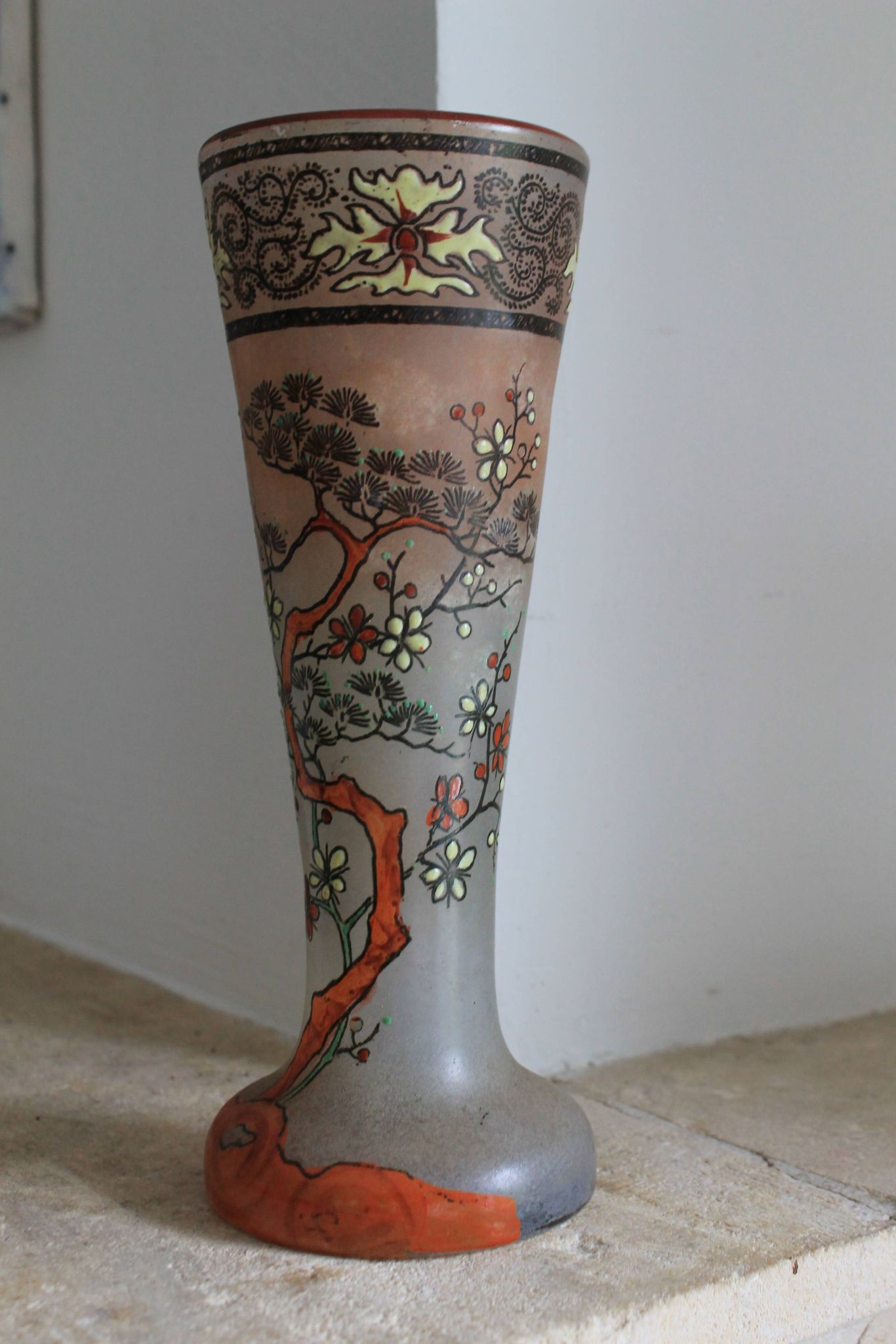 Legras glass cornet vase, "Spring" model (1900 - 1910)