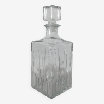 Glass whiskey decanter