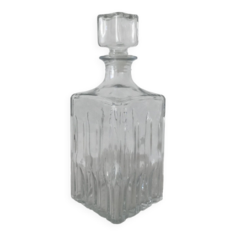 Glass whiskey decanter