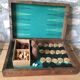 Jeu ancien de backgammon et d'échecs en bois