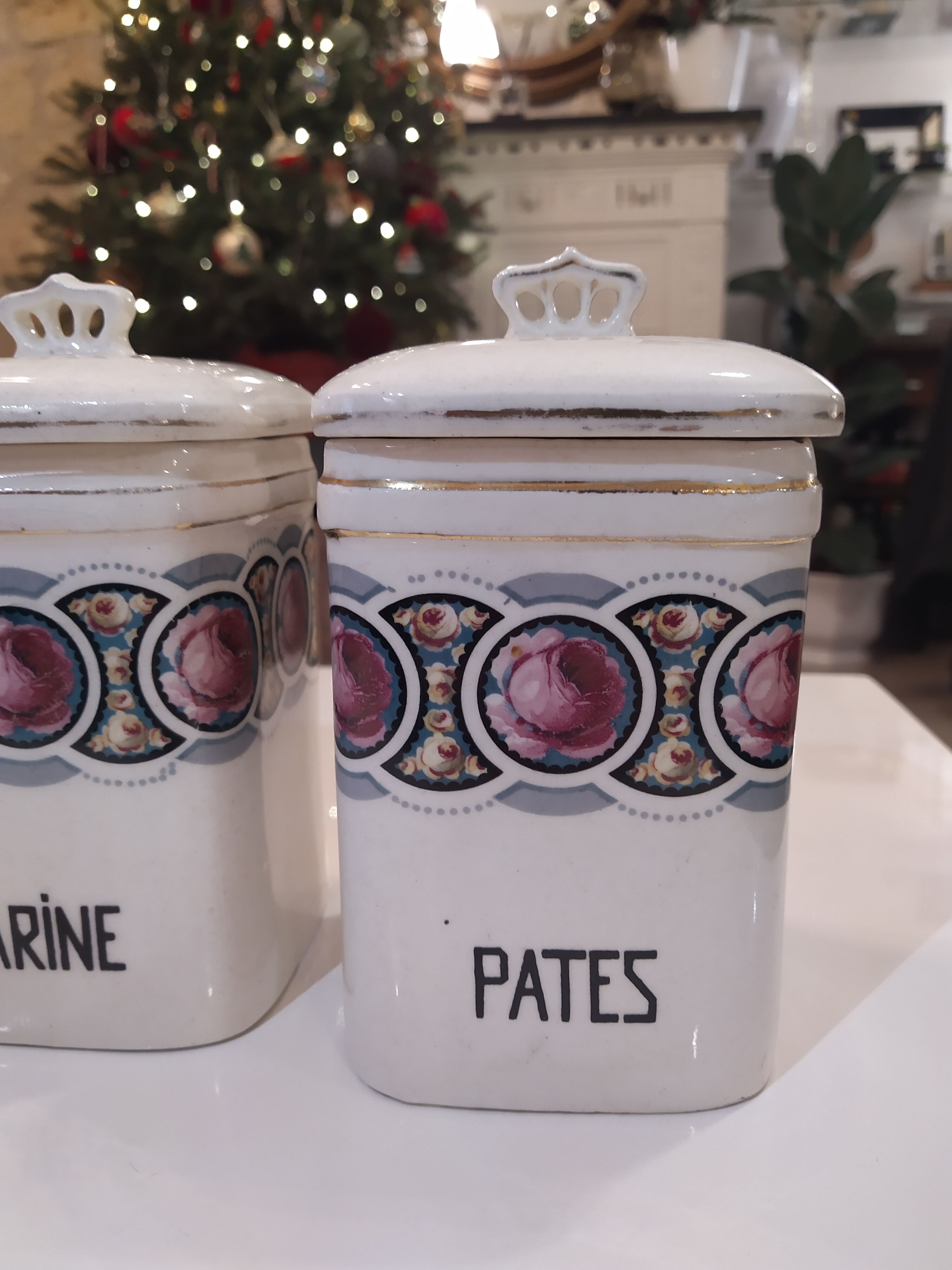 Pots en porcelaine pour cuisine