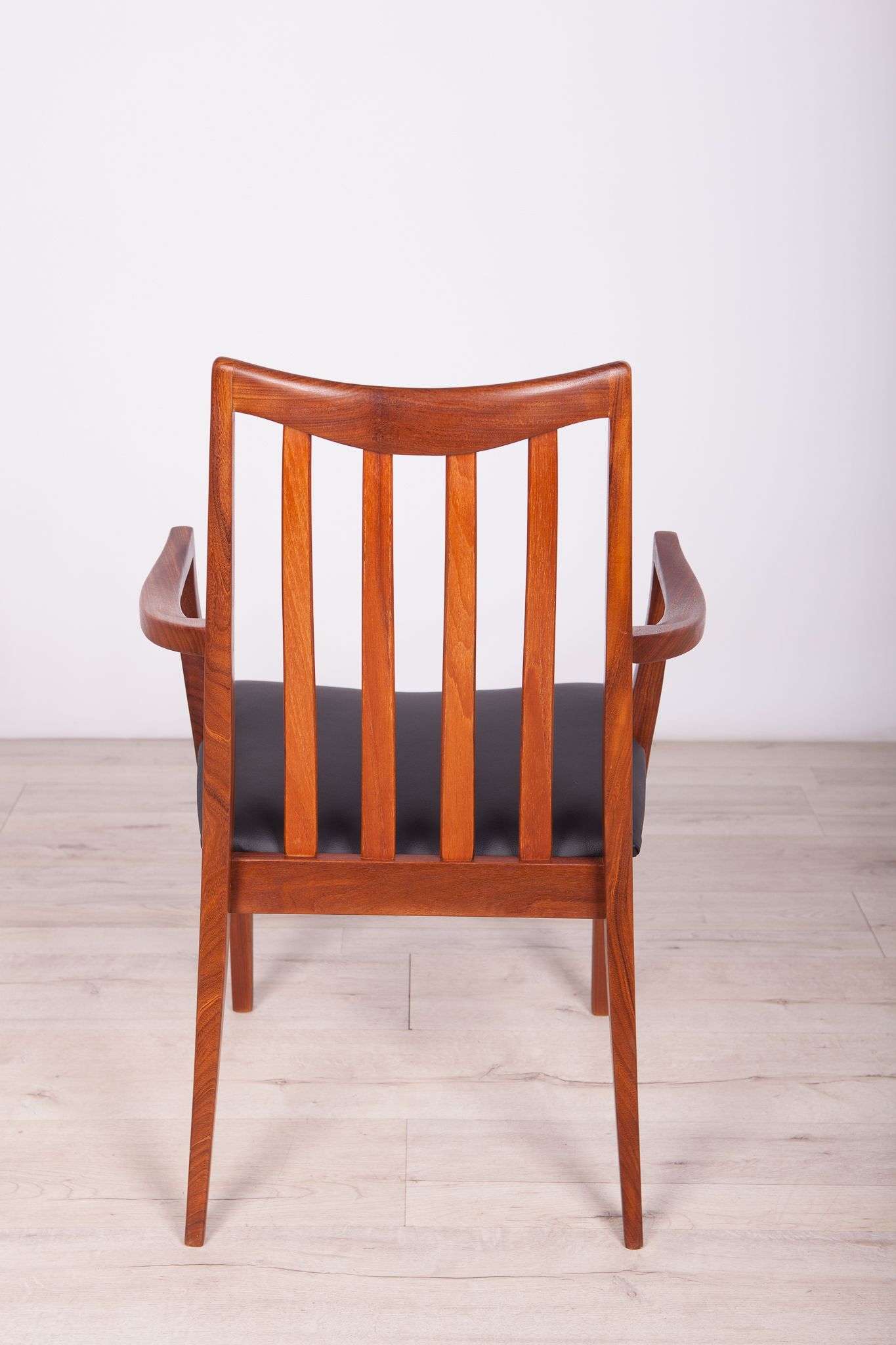 Mid Century Teak & Leather Dining Chairs by Leslie Dandy for G-Plan, 1960