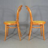 2 Chaise bistrot cannées N°14 de Joseph Hofmann "teinte merisier"