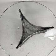 Table basse brutaliste ronde en aluminium coulé avec verre éclairé, années 1970
