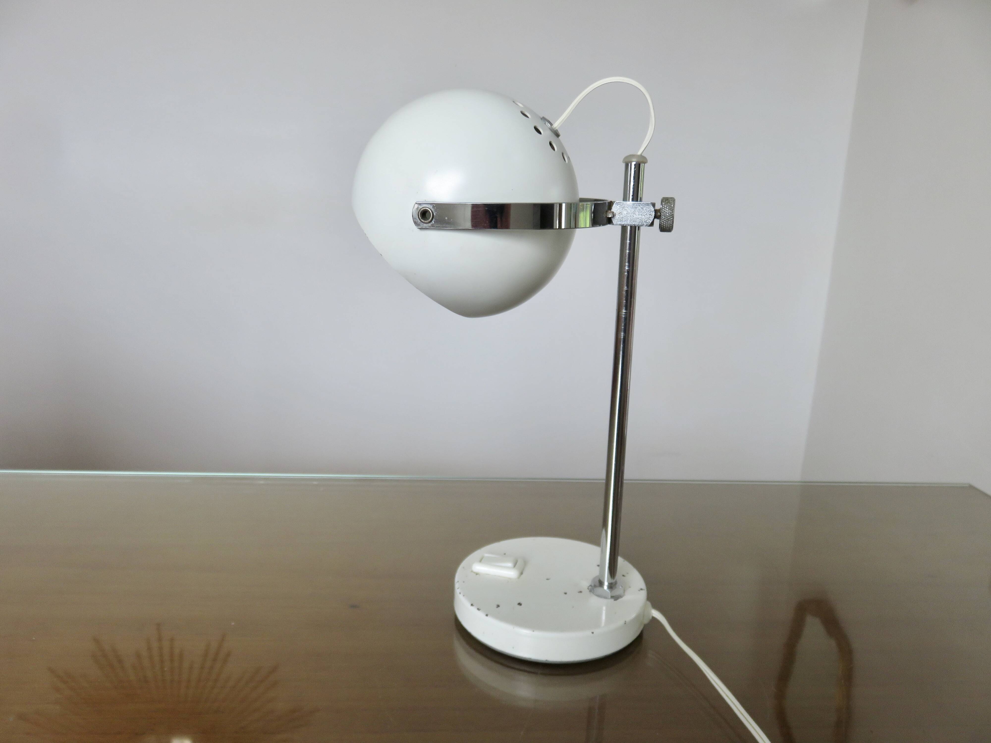 White eyeball lamp, 1970