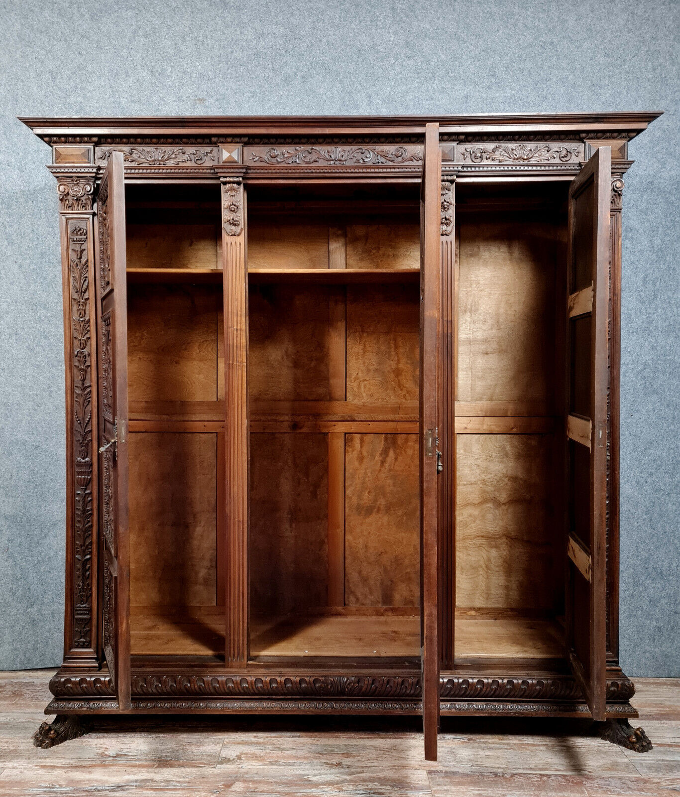 Renaissance style wardrobe in solid walnut circa 1850-1880