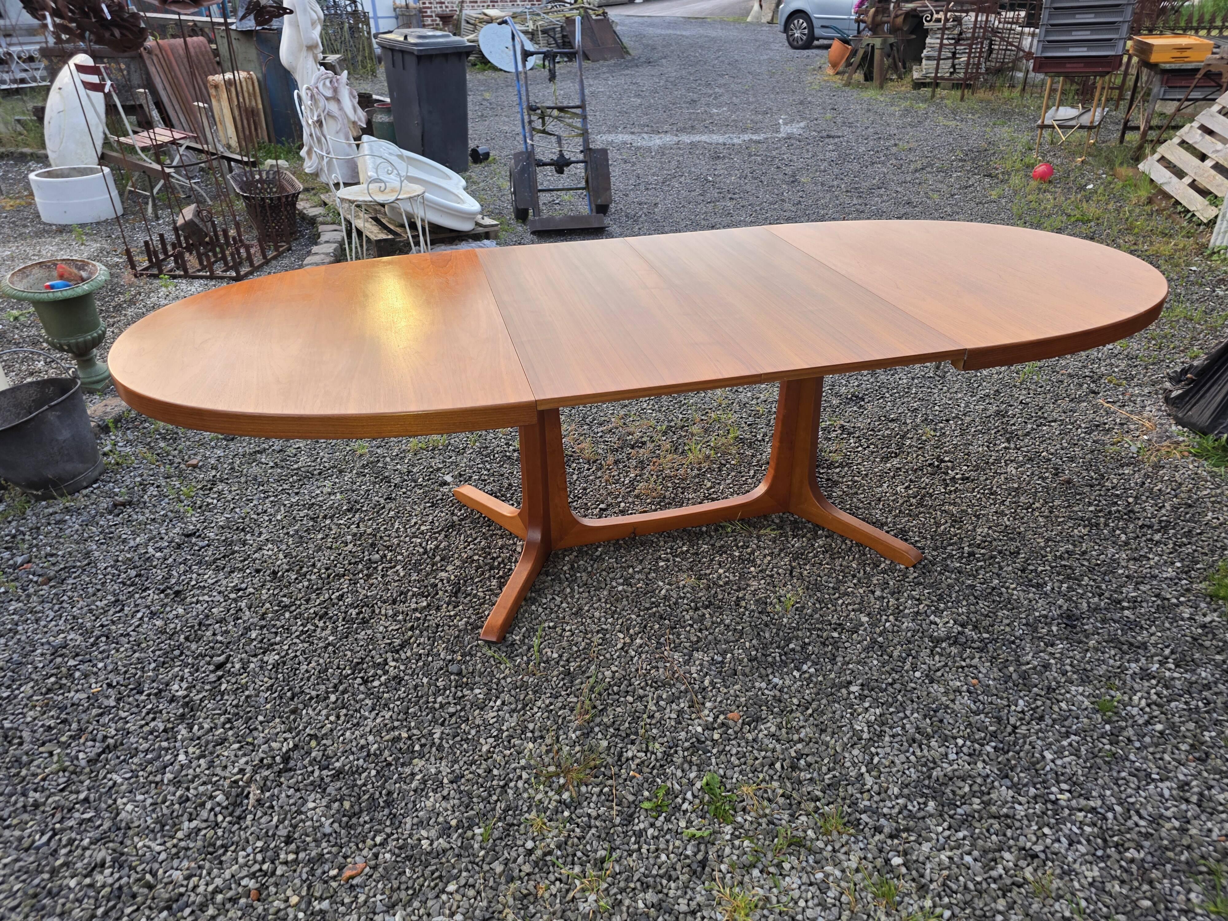 Baumann extendable table in teak from the 1960s (2 extensions)