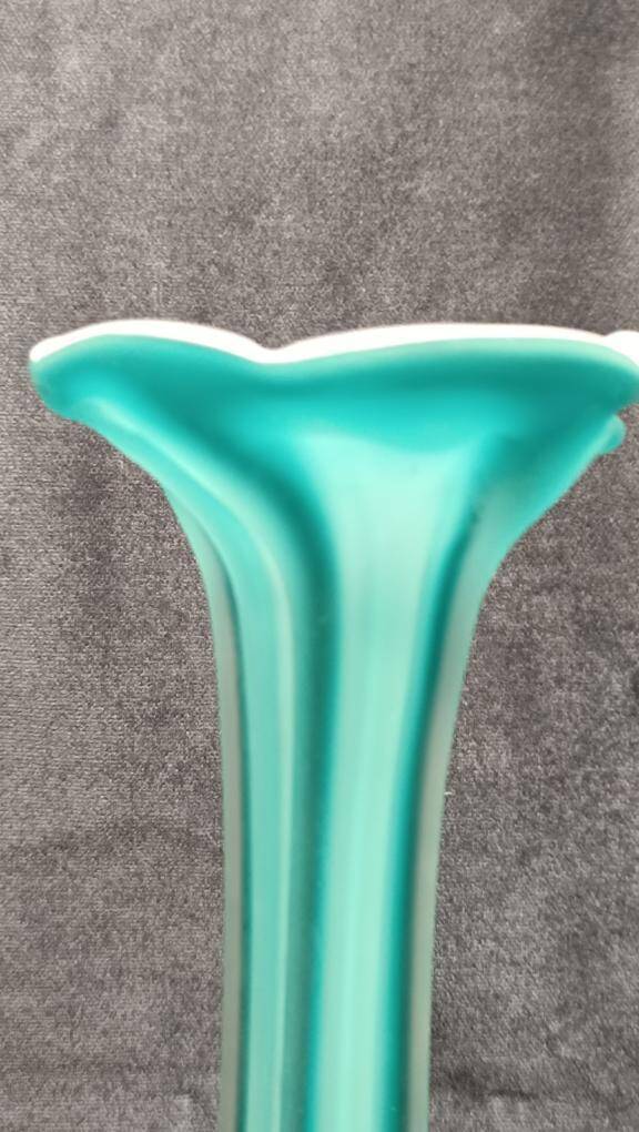 Glass vase