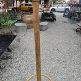 Perroquet ancien en bois courbé