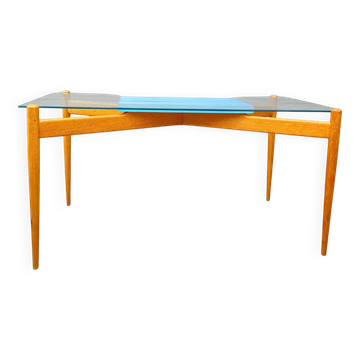 Table basse en verre avec un cadre en bois, années 1960, Tchécoslovaquie.