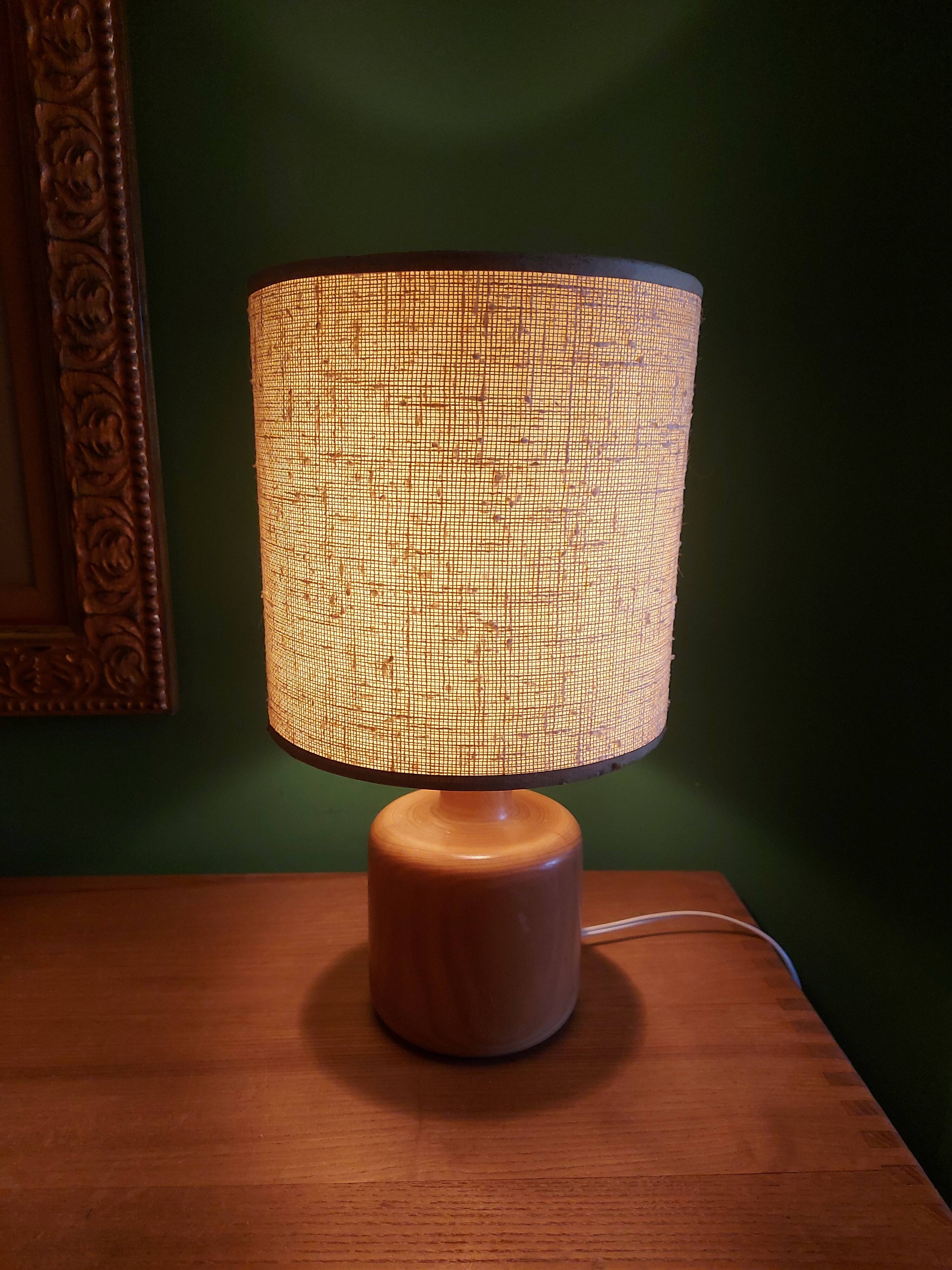 VINTAGE WOODEN TABLE LAMP