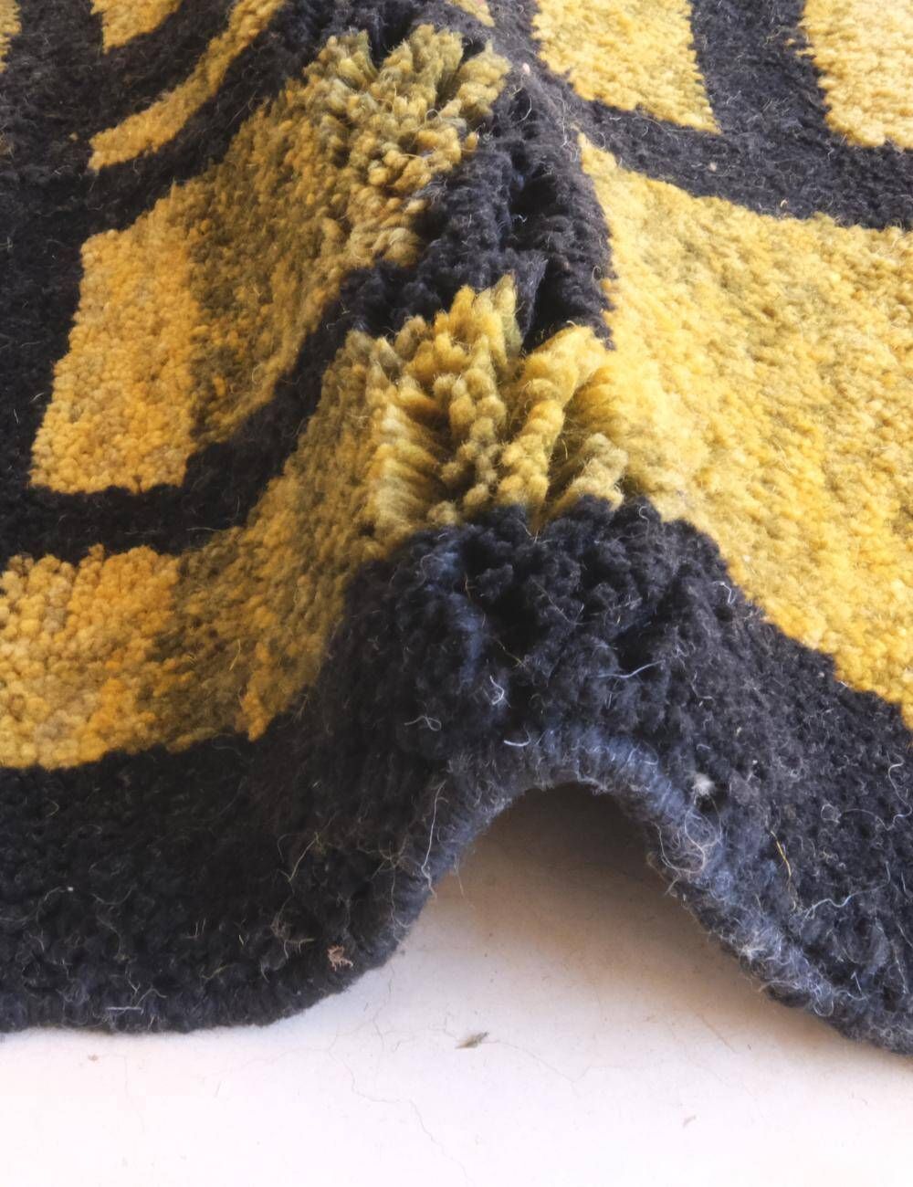 High-Quality Beni Mrirt Rug - 313 x 206 cm