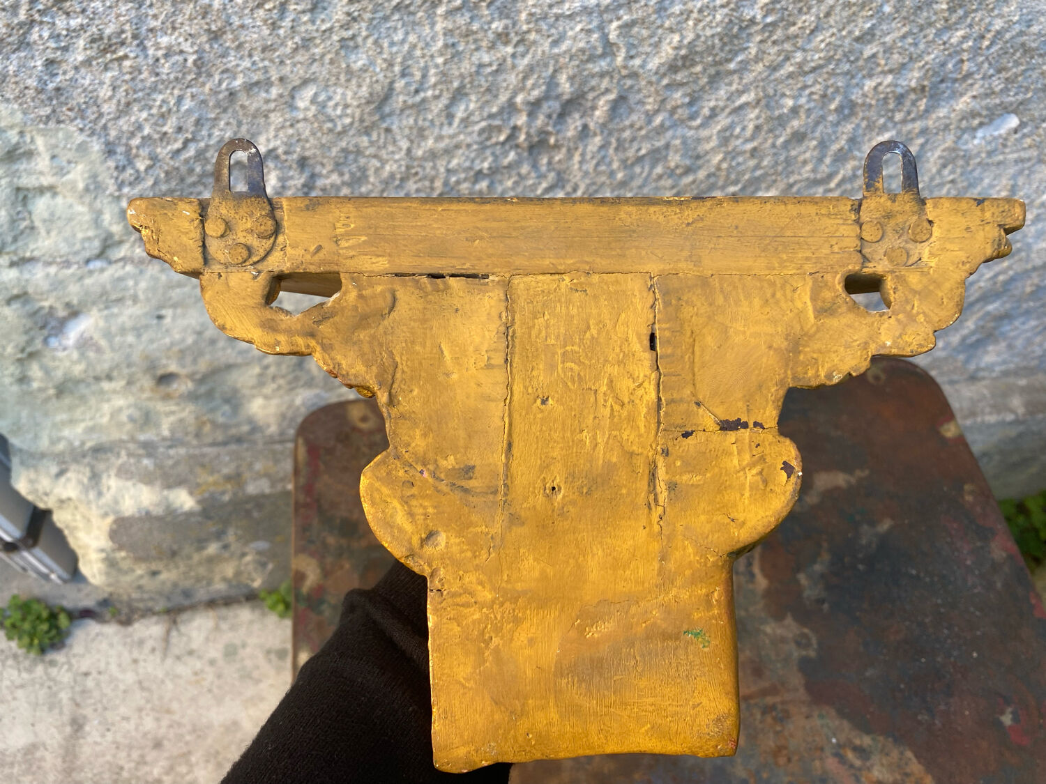 Devil's head wall console