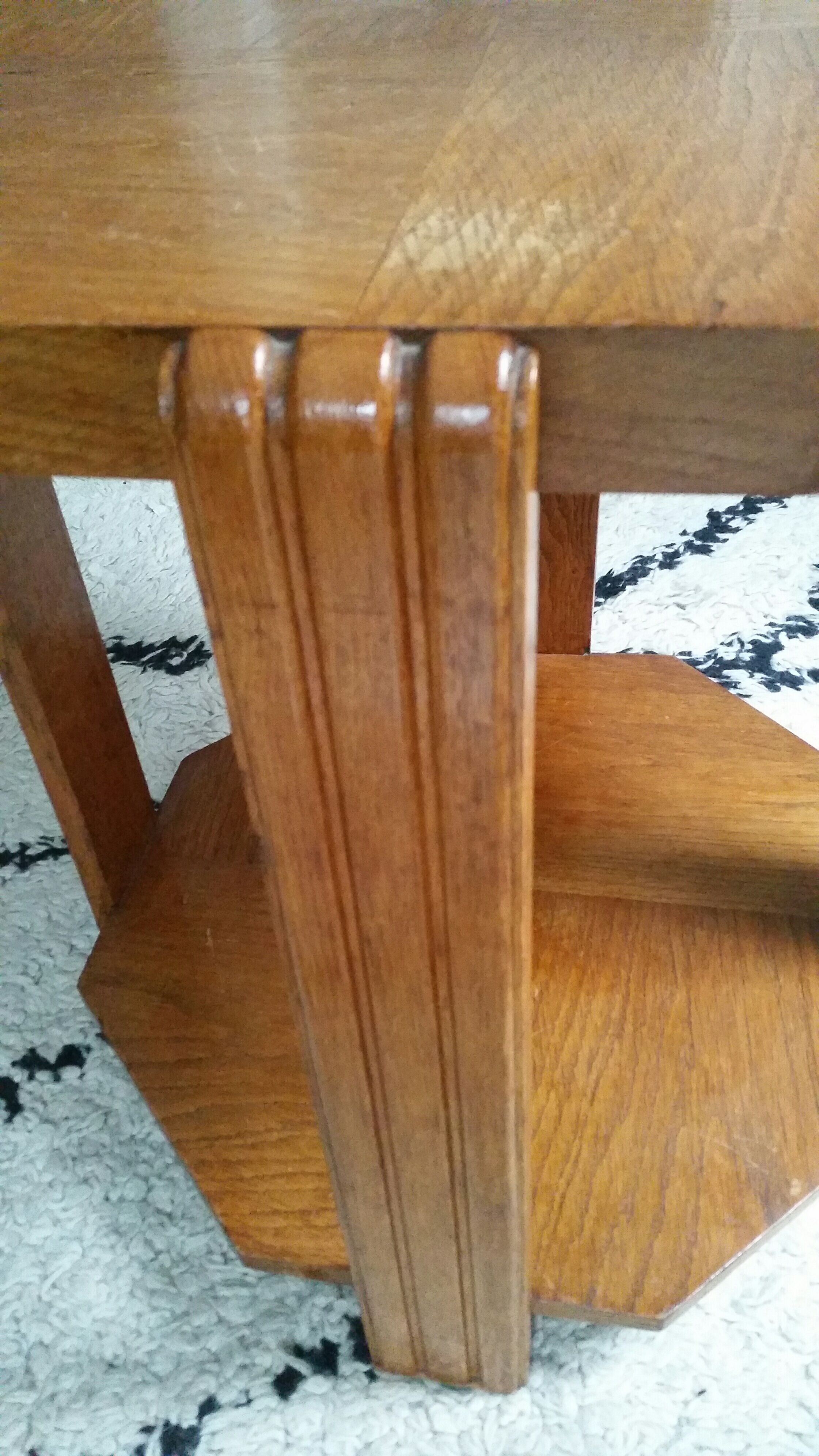 Hexagonal canapė tip table