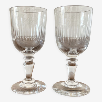 2 verres à pied à vin blanc en verre strié du 19eme