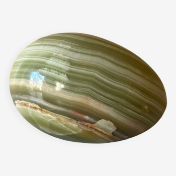 Gros œuf en marbre vert - albâtre