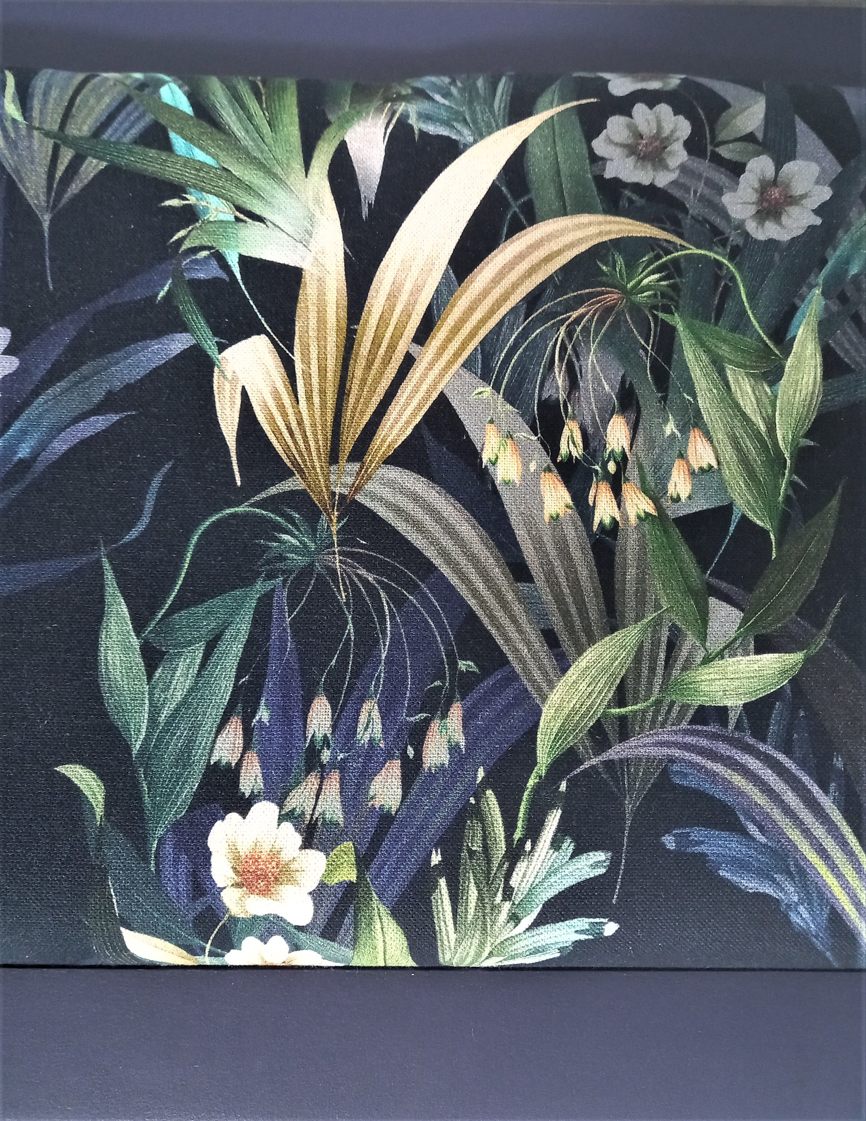 Chest in denim blue with seat top