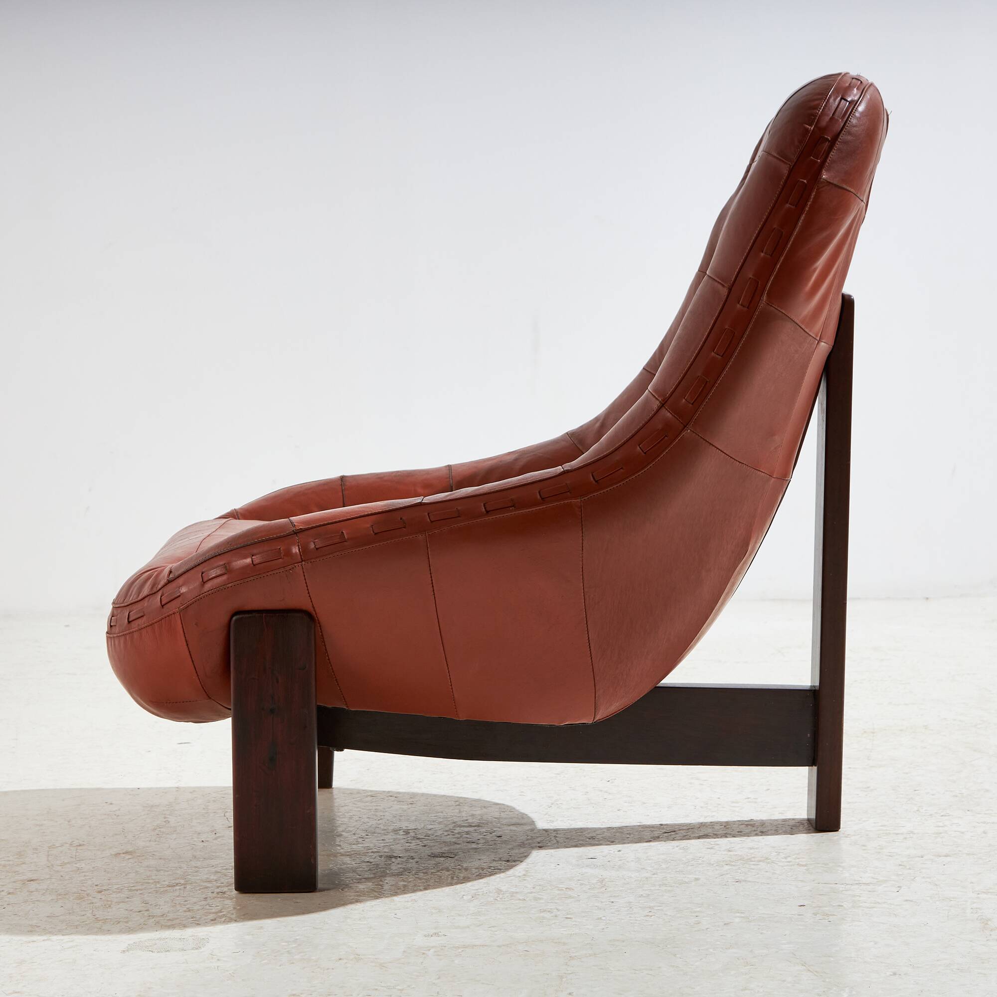 Leather lounge chair by jean gillon for probel (mk10185)
