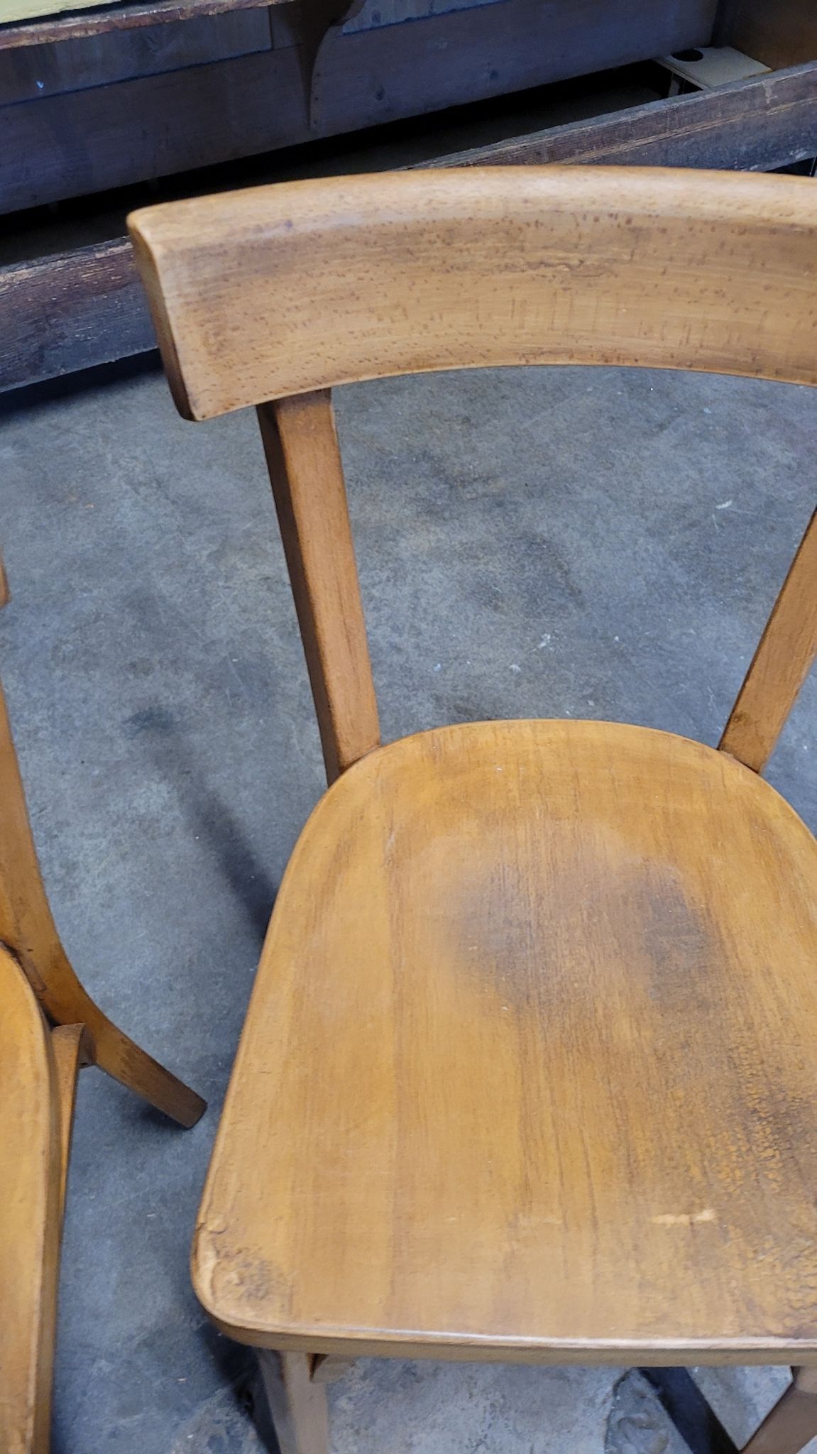 Paire de chaises de bistrot signé Baumann 1950