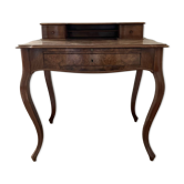 Lady's desk - Happiness of the day