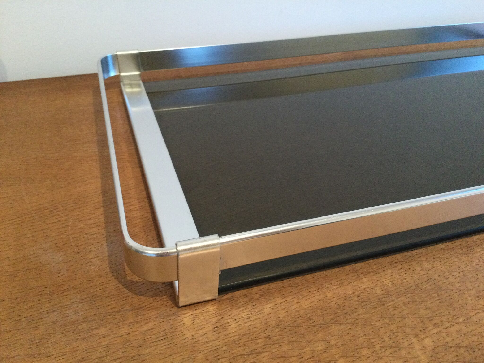 Stainless tray and glass