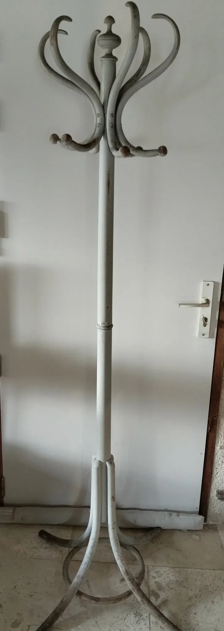 Porte manteau perroquet