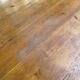 Round pine table with a diameter of 120 cm.