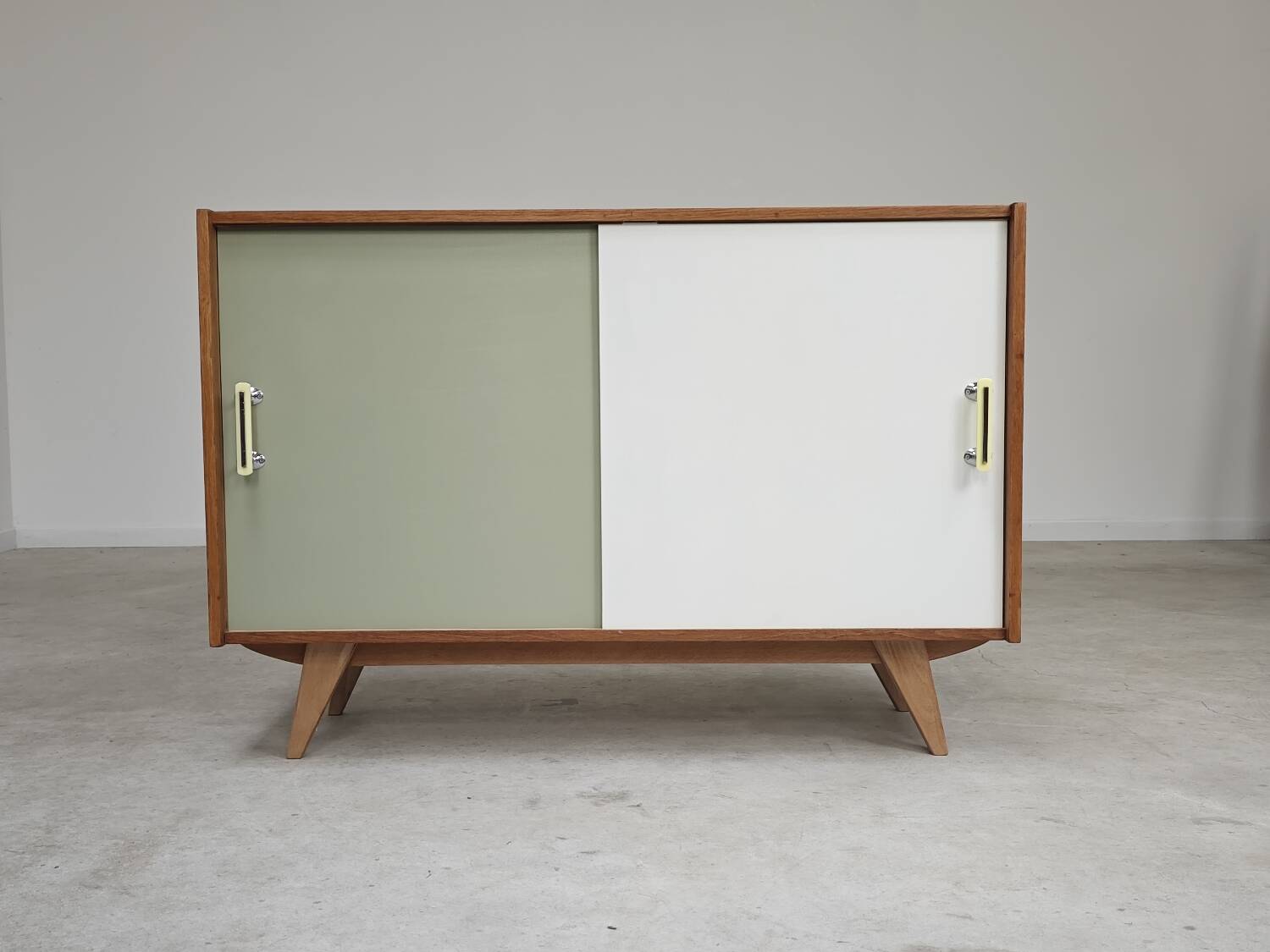 U-452 Green and White Sideboard by Jiri Jiroutek for Interier Praha 1960