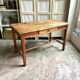 Table de ferme en bois foncé 1 tiroir